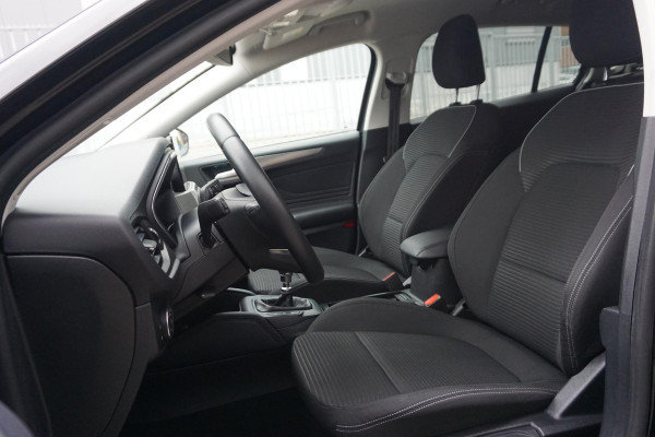 Ford FOCUS Wagon 1.0 EcoBoost 125PK Titanium Business|December 2019 |Rijklaarprijs incl.nieuwe APK.