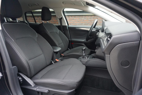Ford FOCUS Wagon 1.0 EcoBoost 125PK Titanium Business|December 2019 |Rijklaarprijs incl.nieuwe APK.