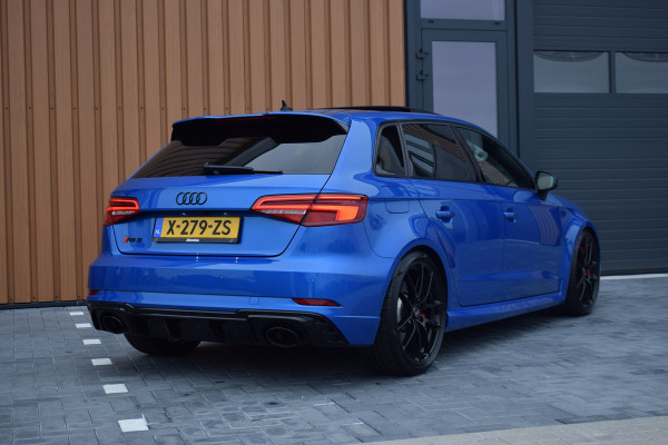 Audi RS3 Sportback 2.5 TFSI 400pk Quattro | Pano | Leer | B&O