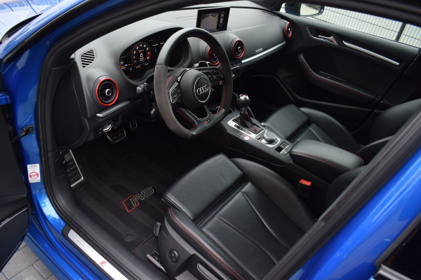 Audi RS3 Sportback 2.5 TFSI 400pk Quattro | Pano | Leer | B&O