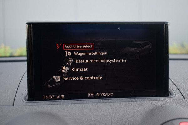 Audi RS3 Sportback 2.5 TFSI 400pk Quattro | Pano | Leer | B&O