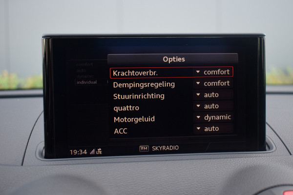 Audi RS3 Sportback 2.5 TFSI 400pk Quattro | Pano | Leer | B&O