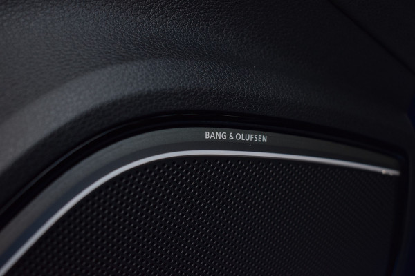 Audi RS3 Sportback 2.5 TFSI 400pk Quattro | Pano | Leer | B&O