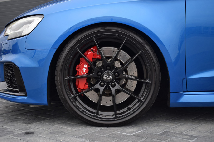 Audi RS3 Sportback 2.5 TFSI 400pk Quattro | Pano | Leer | B&O