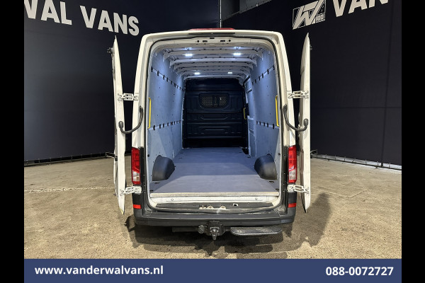 Volkswagen Crafter 2.0 TDI 140 pk L4H3 L3H2 Euro6 ** Airco | 3000kg trekhaak | Cruisecontrol | Parkeersensoren Bijrijdersbank