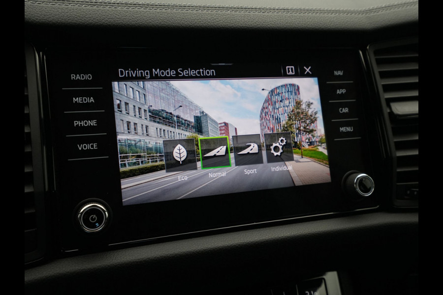 Škoda Kodiaq 1.5 TSI 150pk DSG Sportline Business nw model Camera Stoel/Stuurverwarming Memoryseat Keyless Carplay 72