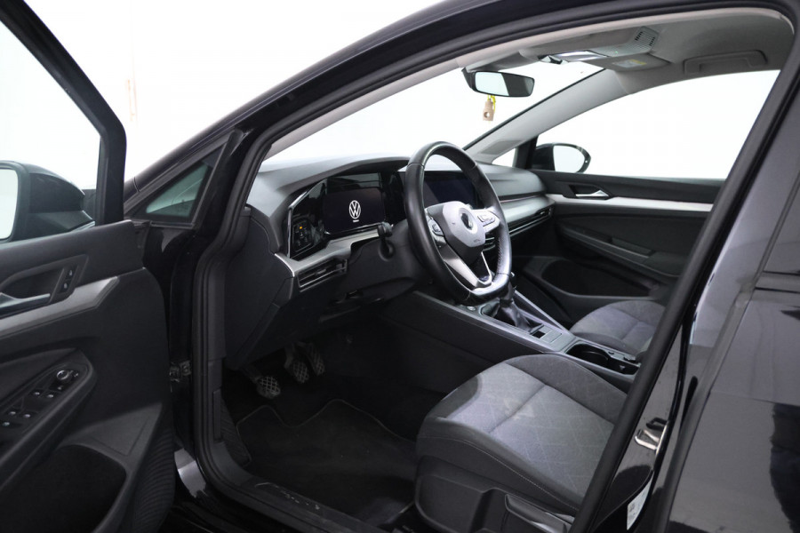 Volkswagen GOLF Variant 1.0 TSI Life Business Nieuw Model, Virtual, Climate, Navigatie