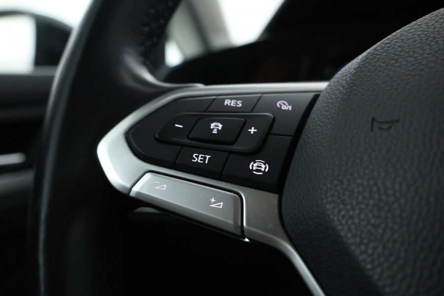 Volkswagen GOLF Variant 1.0 TSI Life Business Nieuw Model, Virtual, Climate, Navigatie