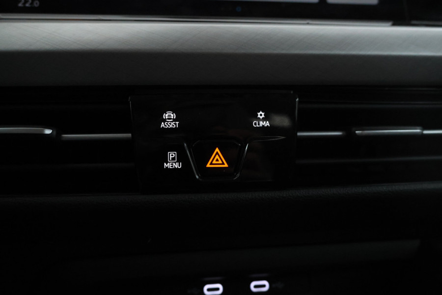 Volkswagen GOLF Variant 1.0 TSI Life Business Nieuw Model, Virtual, Climate, Navigatie