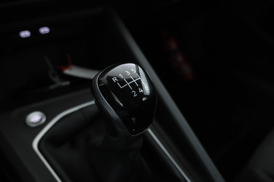Volkswagen GOLF Variant 1.0 TSI Life Business Nieuw Model, Virtual, Climate, Navigatie