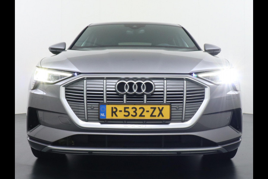 Audi e-tron Sportback 55 quattro Advanced edition 95 kWh VAN: 39.900,- VOOR: 37.440,- UW HERFSTVOORDEEL: 2.460,- | RIJKLAARPRIJS INCL. 12MND BOVAG | ADD. CRUISE CONTROL | CAMERA | LEDER