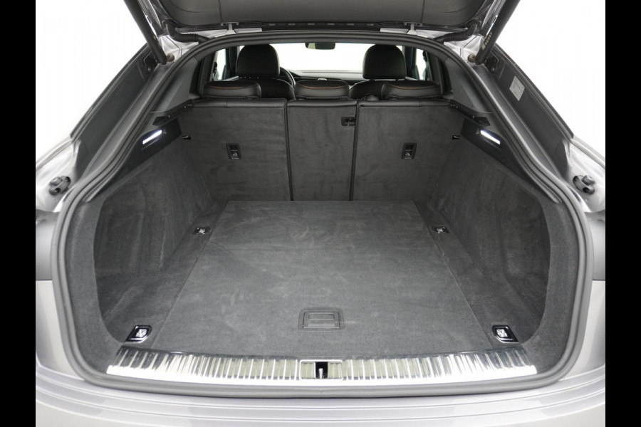 Audi e-tron Sportback 55 quattro Advanced edition 95 kWh VAN: 39.900,- VOOR: 37.440,- UW HERFSTVOORDEEL: 2.460,- | RIJKLAARPRIJS INCL. 12MND BOVAG | ADD. CRUISE CONTROL | CAMERA | LEDER