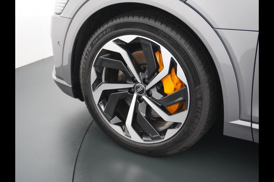 Audi e-tron Sportback 55 quattro Advanced edition 95 kWh VAN: 39.900,- VOOR: 37.440,- UW HERFSTVOORDEEL: 2.460,- | RIJKLAARPRIJS INCL. 12MND BOVAG | ADD. CRUISE CONTROL | CAMERA | LEDER