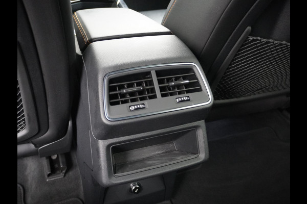 Audi e-tron Sportback 55 quattro Advanced edition 95 kWh VAN: 39.900,- VOOR: 37.440,- UW HERFSTVOORDEEL: 2.460,- | RIJKLAARPRIJS INCL. 12MND BOVAG | ADD. CRUISE CONTROL | CAMERA | LEDER