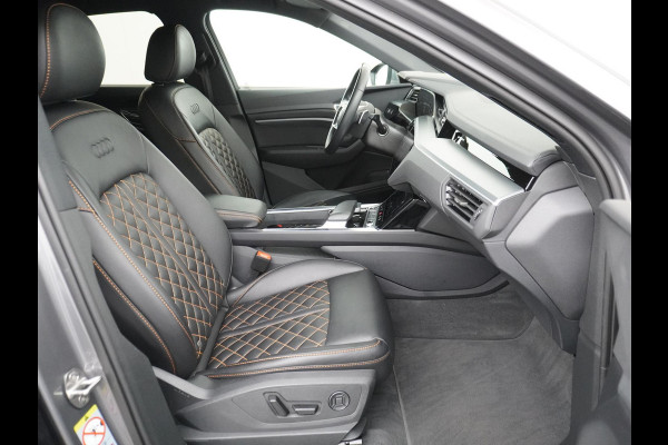 Audi e-tron Sportback 55 quattro Advanced edition 95 kWh VAN: 39.900,- VOOR: 37.440,- UW HERFSTVOORDEEL: 2.460,- | RIJKLAARPRIJS INCL. 12MND BOVAG | ADD. CRUISE CONTROL | CAMERA | LEDER