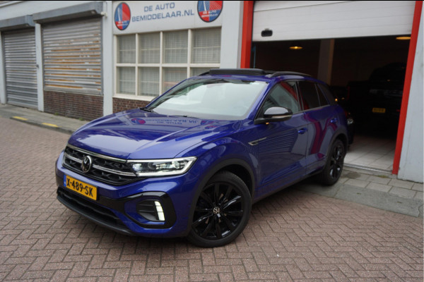Volkswagen T-Roc 1.5 TSI R-Line Black Style | Facelift | Panoramadak | IQ light | Virtual cockpit | Adaptive + Lane departure | Apple Carplay | Sfeerverlichting | Dealer onderhouden Business+