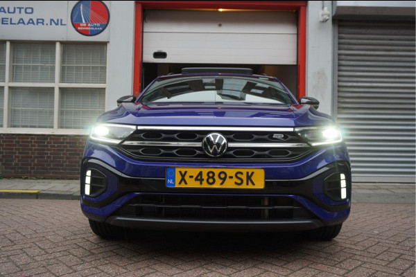 Volkswagen T-Roc 1.5 TSI R-Line Black Style | Facelift | Panoramadak | IQ light | Virtual cockpit | Adaptive + Lane departure | Apple Carplay | Sfeerverlichting | Dealer onderhouden Business+