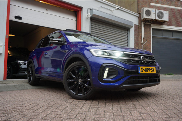 Volkswagen T-Roc 1.5 TSI R-Line Black Style | Facelift | Panoramadak | IQ light | Virtual cockpit | Adaptive + Lane departure | Apple Carplay | Sfeerverlichting | Dealer onderhouden Business+