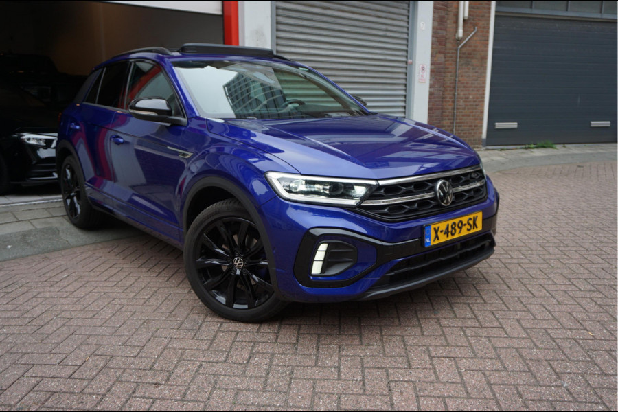 Volkswagen T-Roc 1.5 TSI R-Line Black Style | Facelift | Panoramadak | IQ light | Virtual cockpit | Adaptive + Lane departure | Apple Carplay | Sfeerverlichting | Dealer onderhouden Business+