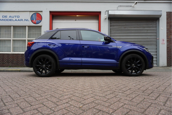 Volkswagen T-Roc 1.5 TSI R-Line Black Style | Facelift | Panoramadak | IQ light | Virtual cockpit | Adaptive + Lane departure | Apple Carplay | Sfeerverlichting | Dealer onderhouden Business+