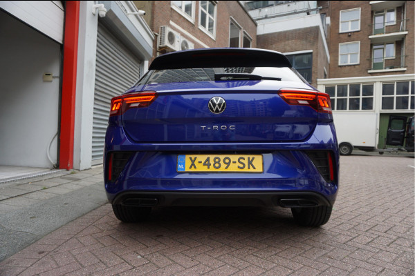 Volkswagen T-Roc 1.5 TSI R-Line Black Style | Facelift | Panoramadak | IQ light | Virtual cockpit | Adaptive + Lane departure | Apple Carplay | Sfeerverlichting | Dealer onderhouden Business+