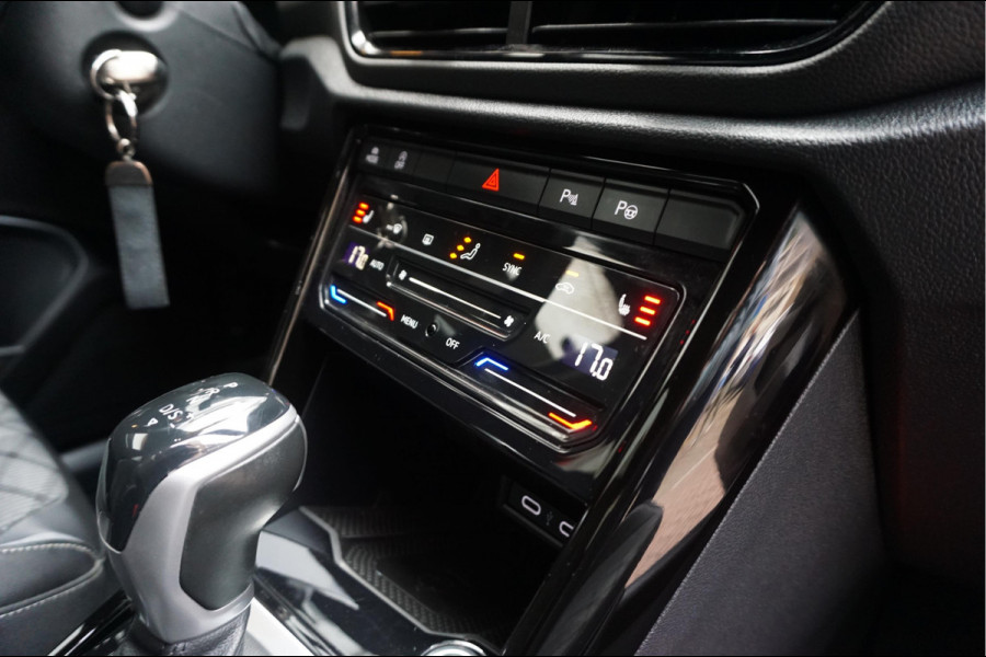 Volkswagen T-Roc 1.5 TSI R-Line Black Style | Facelift | Panoramadak | IQ light | Virtual cockpit | Adaptive + Lane departure | Apple Carplay | Sfeerverlichting | Dealer onderhouden Business+