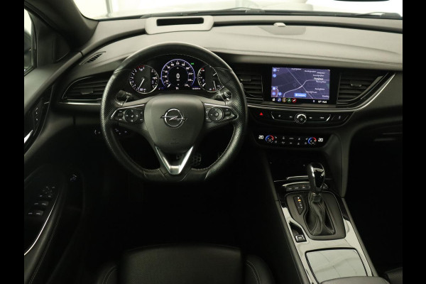 Opel Insignia 1.6 Turbo Innovation | Stoelventilatie | Head-Up | Trekhaak | 360 Camera | Leder | Matrix LED | OPC Line | Achterbankverwarming | Carplay | AGR Stoel | Parkeerhulp