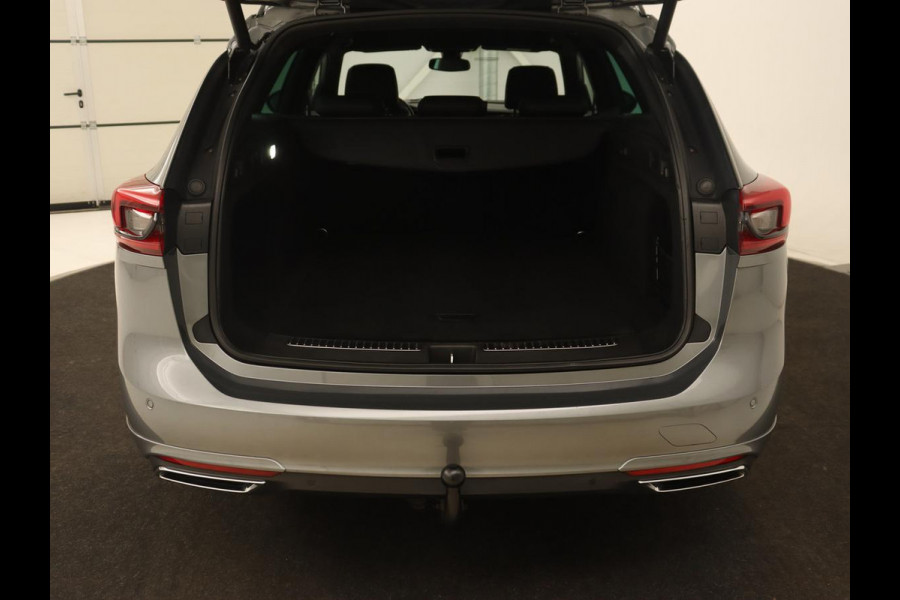 Opel Insignia 1.6 Turbo Innovation | Stoelventilatie | Head-Up | Trekhaak | 360 Camera | Leder | Matrix LED | OPC Line | Achterbankverwarming | Carplay | AGR Stoel | Parkeerhulp
