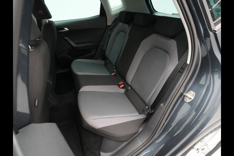 Seat Arona 1.0 TSI Style Business Intense Navigatie Keyless Carplay Sideassist Acc Pdc 299