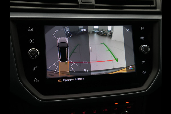 Seat Arona 1.0 TSI Style Business Intense Navigatie Keyless Carplay Sideassist Acc Pdc 299
