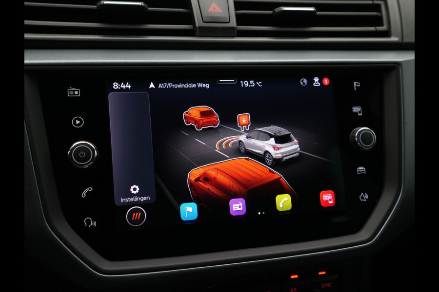 Seat Arona 1.0 TSI Style Business Intense Navigatie Keyless Carplay Sideassist Acc Pdc 299