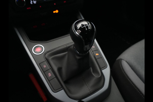 Seat Arona 1.0 TSI Style Business Intense Navigatie Keyless Carplay Sideassist Acc Pdc 299