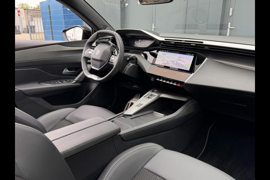 Peugeot 408 1.2 Hybrid 145 e-DCS6 GT | Panoramadak | Alcantara AGR stoelen | Hifi pakket | 360 pakket | Prijs is rijklaar