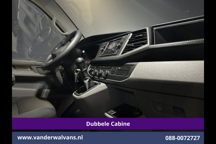 Volkswagen Transporter 2.0 TDI L2H1 Dubbele Cabine Euro6 Airco | 2200kg Trekhaak | Apple Carplay Cruiscontrol, Android Auto, 5-Zits, Parkeersensoren