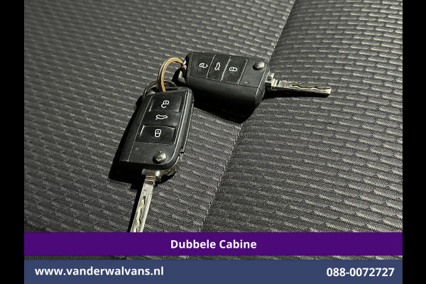 Volkswagen Transporter 2.0 TDI L2H1 Dubbele Cabine Euro6 Airco | 2200kg Trekhaak | Apple Carplay Cruiscontrol, Android Auto, 5-Zits, Parkeersensoren