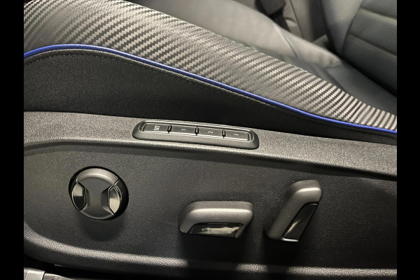 Volkswagen Golf 2.0 TSI R 4Motion | PANO | LEDER | HUD | H&K | NURBURGRING | AKRAPOVIC