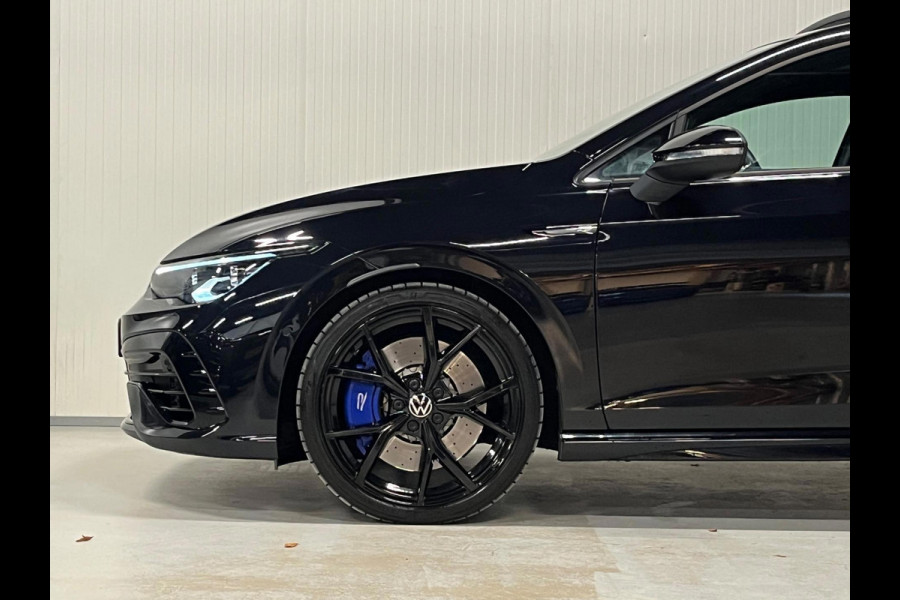 Volkswagen Golf 2.0 TSI R 4Motion | PANO | LEDER | HUD | H&K | NURBURGRING | AKRAPOVIC