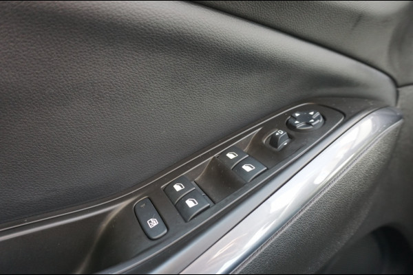 Opel Grandland X 1.6 Turbo 180PK AUTOMAAT DODEHOEK | NAVI | COMFORTSTOEL | CARPLA
