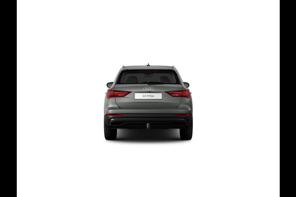 Audi Q3 45 TFSI e Business Edition 245pk | S-line interieur | Wegklapbare trekhaak | Navigatie | Keyless entry |
