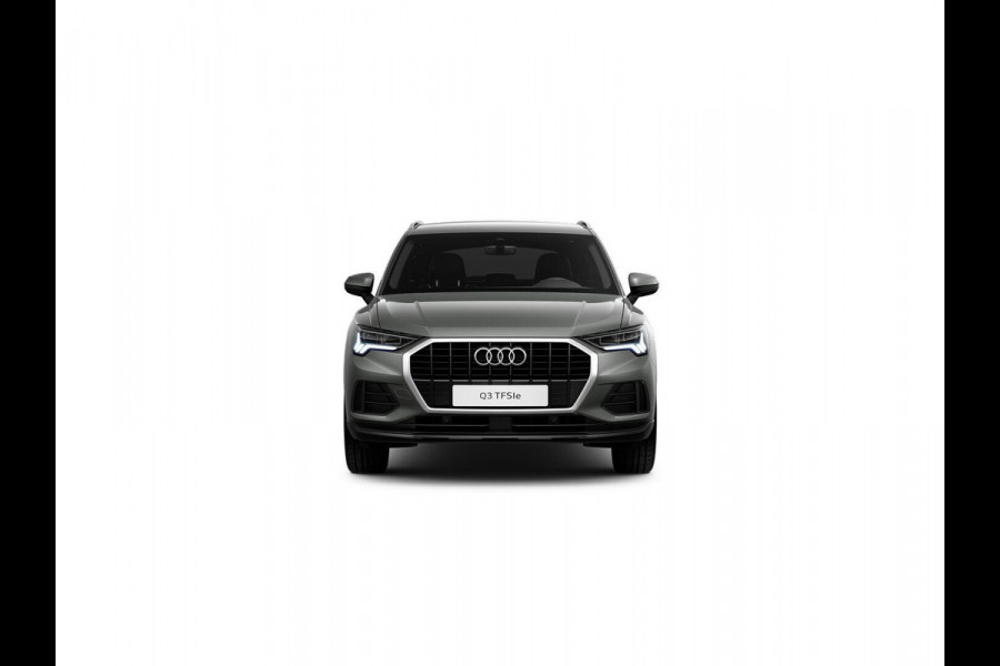 Audi Q3 45 TFSI e Business Edition 245pk | S-line interieur | Wegklapbare trekhaak | Navigatie | Keyless entry |