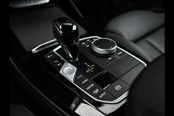 BMW X3 xDrive30e HIGH EXECUTIVE | M-SPORT | ACTIVE CRUISE | EL. TREKHAAK | CAMERA | VIRTUAL COCKPIT | LEDER | STOELVERWARMING | SHADOW