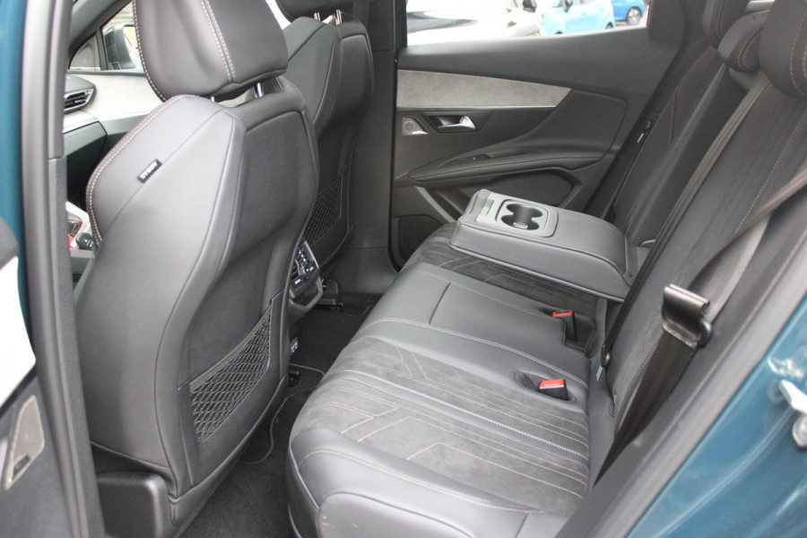 Peugeot 3008 1.6 HYbrid 225PK GT PACK BUSINESS | AFNEEMBARE TREKHAAK | COMFORT STOELEN MET MASSAGE FUNCTIE | PANORAMISCH SCHUIF/KANTEL DAK | ELEKTRISCH BEDIENBARE BESTUURDERSTOEL MET GEHEUGEN | MASSAGE FUNCTIE | STOEL VERWARMING | FOCAL AUDIO SYSTEM | AFNEEMBARE TREKHAAK | ALL SEASON BANDEN | 360° CAMERA | DRAADLOZE TELEFOONLADER | ELETRISCH BEDIENBARE ACHTERKLEP | ADAPTIVE CRUISE CONTROL | KEYLESS ENTRY/START | FULL LED KOPLAMPEN | DODEHOEK DETECTIE | APPLE CARPLAY/ANDROID AUTO |