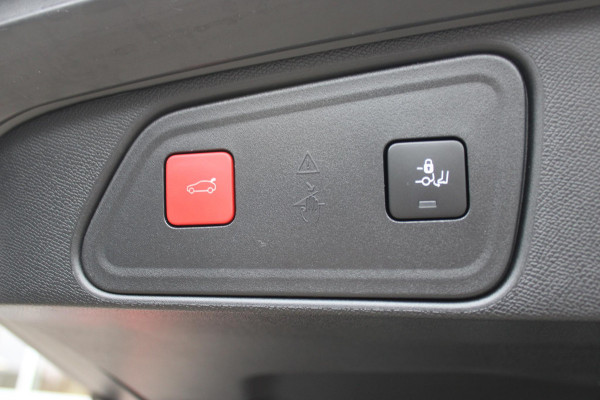 Peugeot 3008 1.6 HYbrid 225PK GT PACK BUSINESS | AFNEEMBARE TREKHAAK | COMFORT STOELEN MET MASSAGE FUNCTIE | PANORAMISCH SCHUIF/KANTEL DAK | ELEKTRISCH BEDIENBARE BESTUURDERSTOEL MET GEHEUGEN | MASSAGE FUNCTIE | STOEL VERWARMING | FOCAL AUDIO SYSTEM | AFNEEMBARE TREKHAAK | ALL SEASON BANDEN | 360° CAMERA | DRAADLOZE TELEFOONLADER | ELETRISCH BEDIENBARE ACHTERKLEP | ADAPTIVE CRUISE CONTROL | KEYLESS ENTRY/START | FULL LED KOPLAMPEN | DODEHOEK DETECTIE | APPLE CARPLAY/ANDROID AUTO |
