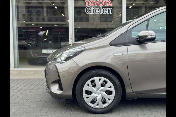 Toyota Yaris 1.5 Hybrid Active Plus | Navigatie, Startknop, Cruise control, Parkeercamera, Bluetooth, Climate control