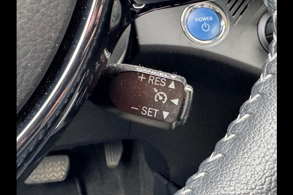 Toyota Yaris 1.5 Hybrid Active Plus | Navigatie, Startknop, Cruise control, Parkeercamera, Bluetooth, Climate control