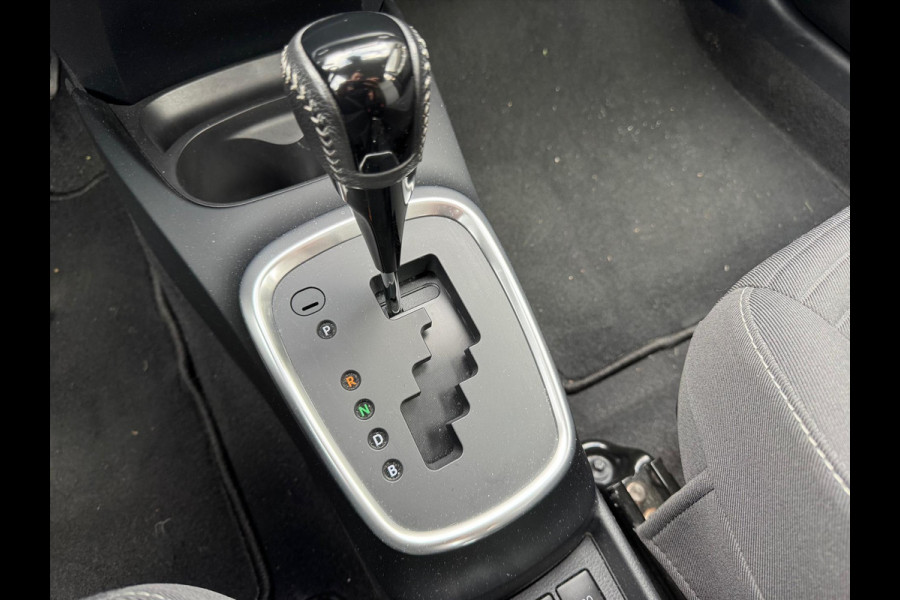 Toyota Yaris 1.5 Hybrid Active Plus | Navigatie, Startknop, Cruise control, Parkeercamera, Bluetooth, Climate control