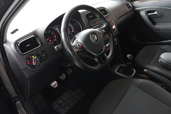 Volkswagen Polo 1.2 TSI Highline BLUET CRUISE STOELVW PDC '17