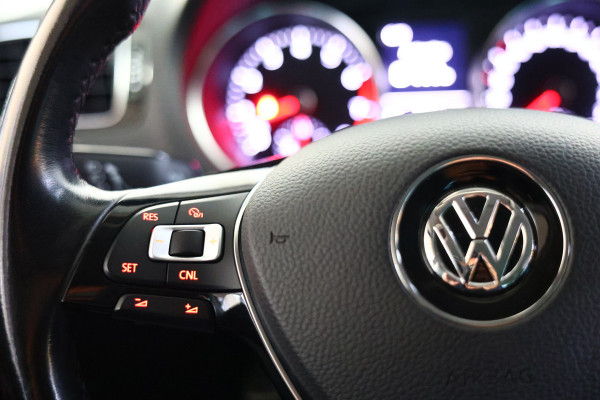 Volkswagen Polo 1.2 TSI Highline BLUET CRUISE STOELVW PDC '17