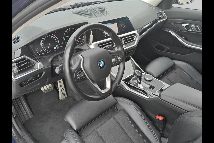 BMW 3-serie 320i Executive