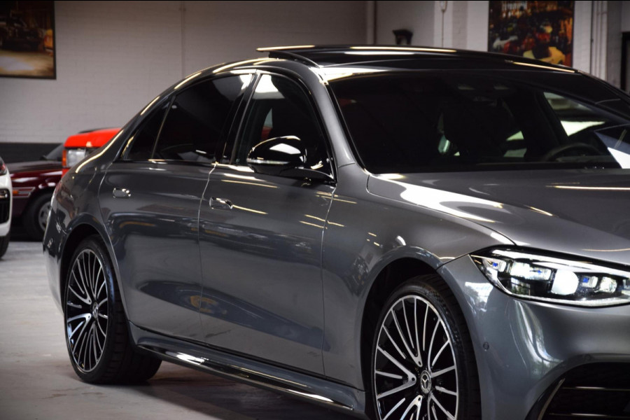 Mercedes-Benz S-Klasse 580 e 4MATIC Lang AMG Line Panoramadak|Org.NL|Dealer Onderhouden|BTW|Achterass-besturing